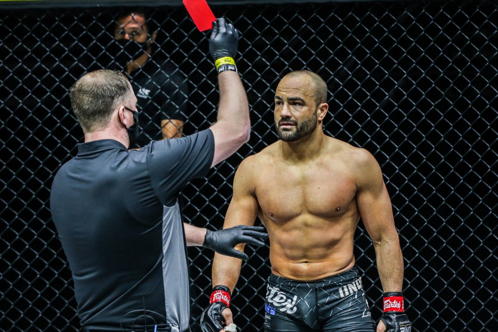 Eddie Alvarez is shown a red card after a disqualification against Iuri Lapicus at ONE on TNT 1. Photos: ONE Championship