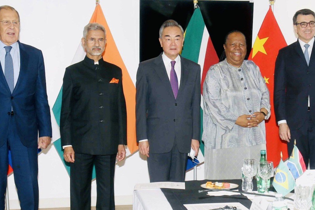 Russian Foreign Minister Sergey Lavrov (left), Indian External Affairs Minister Subrahmanyam Jaishankar, Chinese Foreign Minister Wang Yi, South African Foreign Minister Naledi Pandor, and Brazilian Foreign Minister Carlos Alberto Franco França during a BRICS gathering in New York on Thursday. Photo: Courtesy of @DrSJaishankar via Twitter