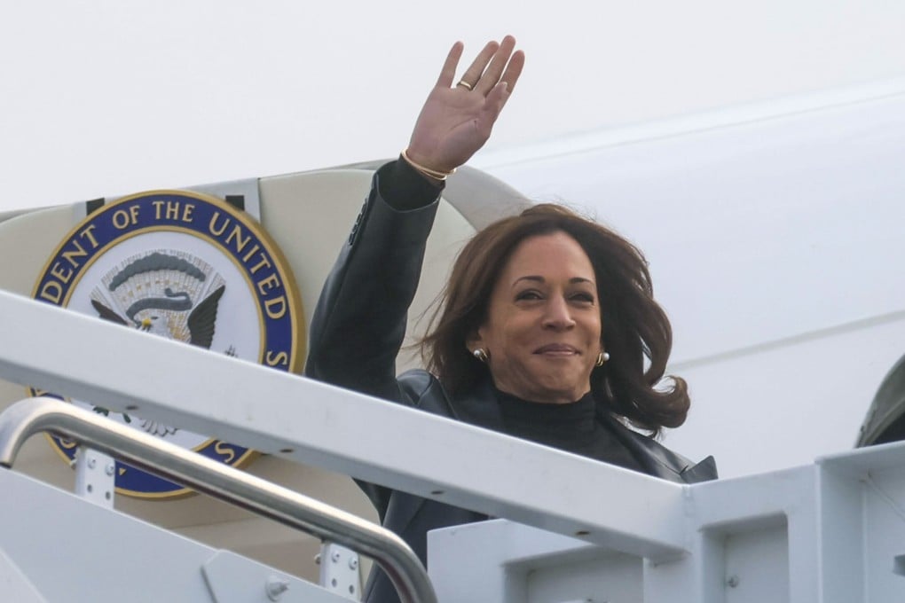US Vice-President Kamala Harris boards Air Force 2 in Maryland for travel to Japan and South Korea. Photo: AP
