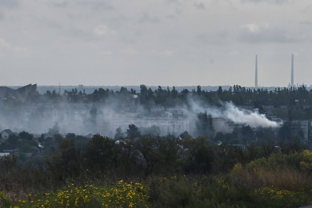 Thick smoke, visible for miles around, rises over Bakhmut in the Donbas region of Ukraine on September 15. Photo: AFP