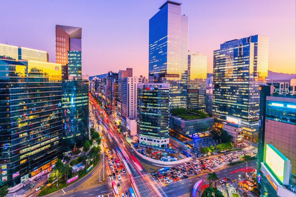 Traffic at night in Gangnam district in Seoul, capital of South Korea. Photo: Getty Images/iStockphoto