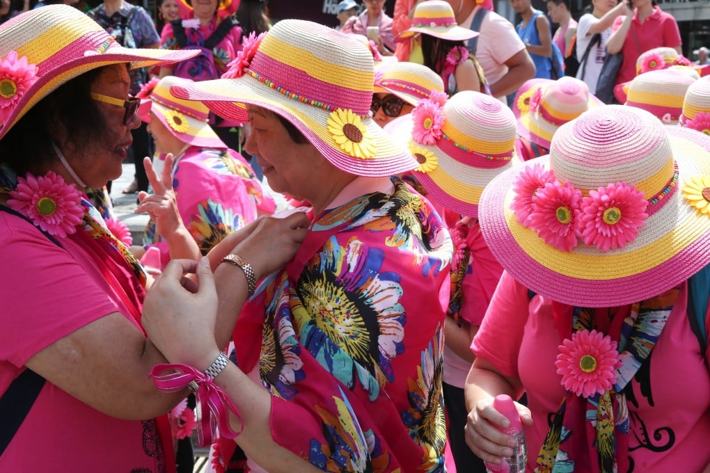 People attend a Hong Kong Breast Cancer Foundation awareness walk on October 10, 2016, in the Mid-Levels, Hong Kong. Photo: Sam Tsang