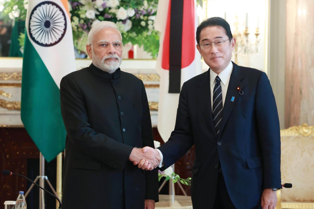 Japanese PM Fumio Kishida and Indian PM Narendra Modi meet at the State Guest House in Tokyo on September 27, 2022. Photo: Kyodo