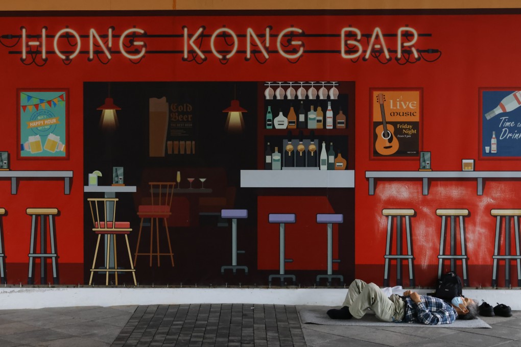 A “Hong Kong Bar” mural in Central, Hong Kong on April 20. Photo: Dickson Lee