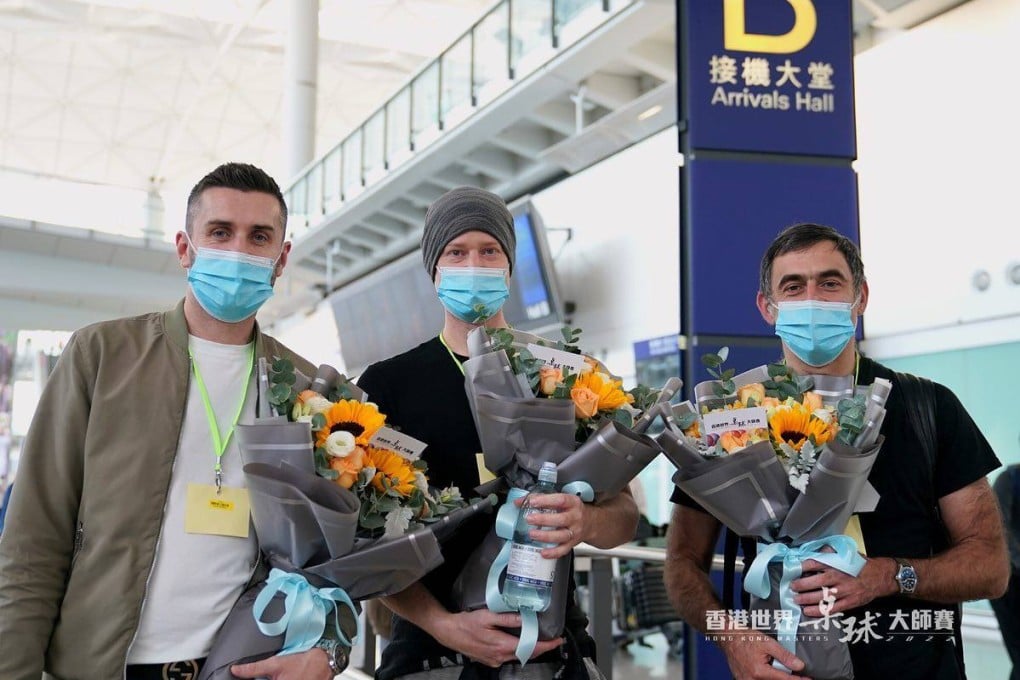 Players (from left) Mark Selby, Neil Robertson and Ronnie O’Sullivan arrive in Hong Kong on Tuesday. Photo: HKBSCC