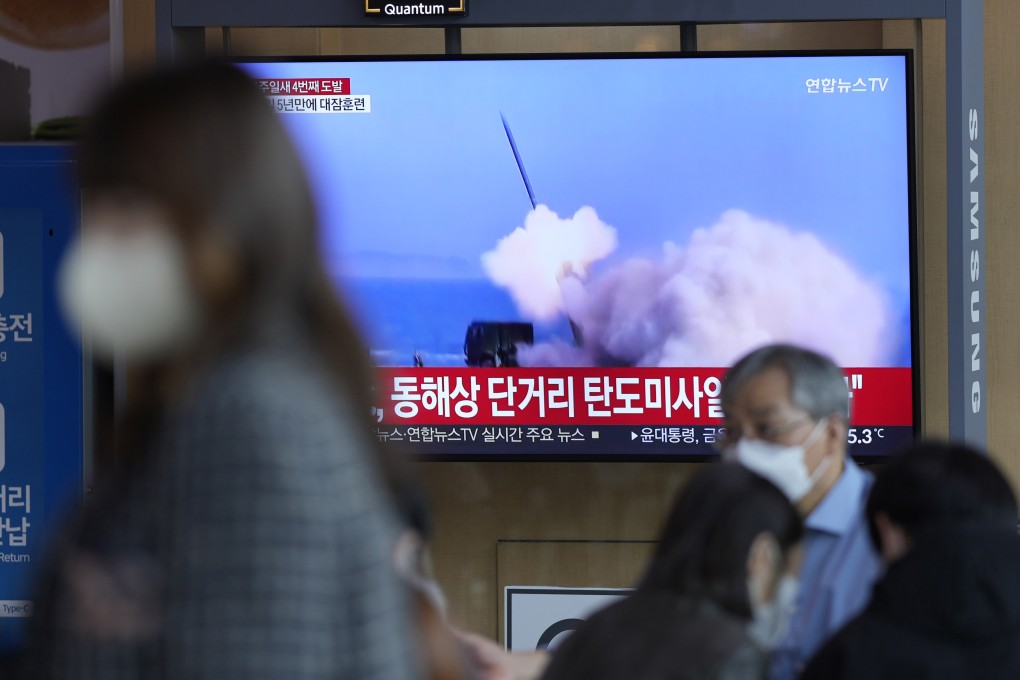 A TV screen in Seoul on Friday shows a news report with file footage of a North Korean missile launch. Photo: AP