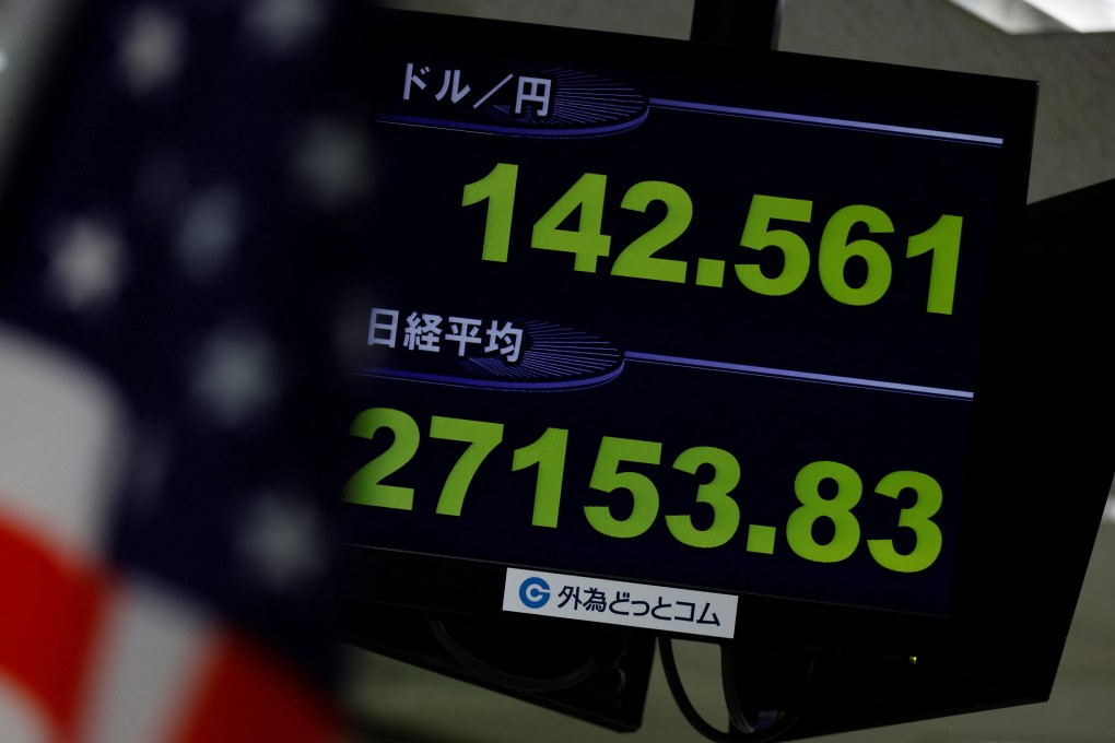 A monitor displaying the Japanese yen-US dollar exchange rate is pictured in Tokyo on September 22, after Japan intervened for the first time since 1998 to shore up the battered currency. Photo: Reuters