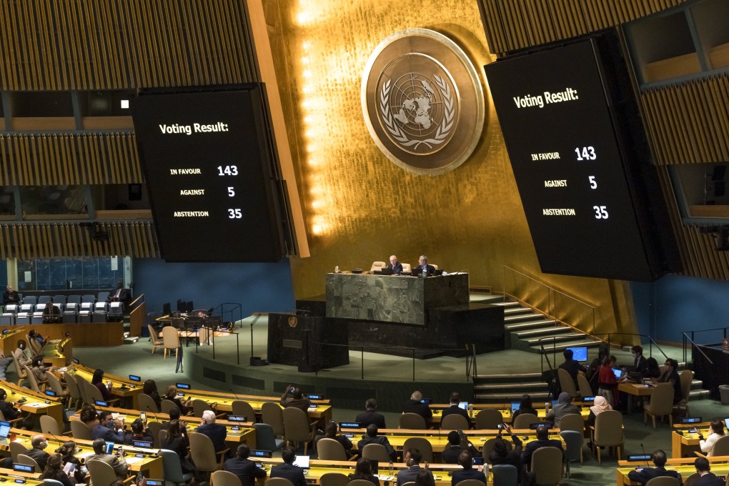 Screens show results of voting by the UN General Assembly on a resolution condemning Russia’s annexation of regions of Ukraine during an emergency session in New York on Wednesday. Photo: EPA-EFE