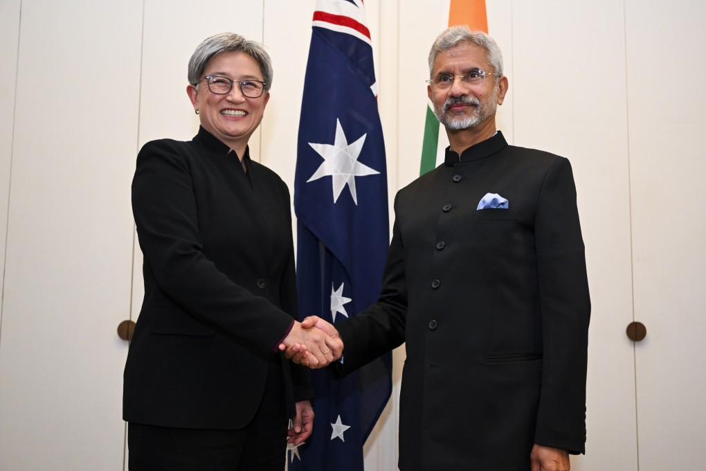Australian Foreign Minister Penny Wong with India’s External Affairs Minister S. Jaishankar in Canberra on Monday. Photo: dpa