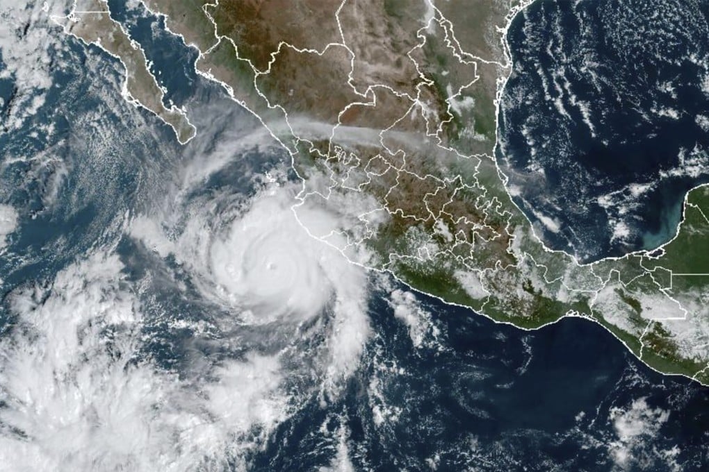 A satellite image shows Hurricane Roslyn approaching the Pacific coast of Mexico on Saturday. Photo: NOAA via AP