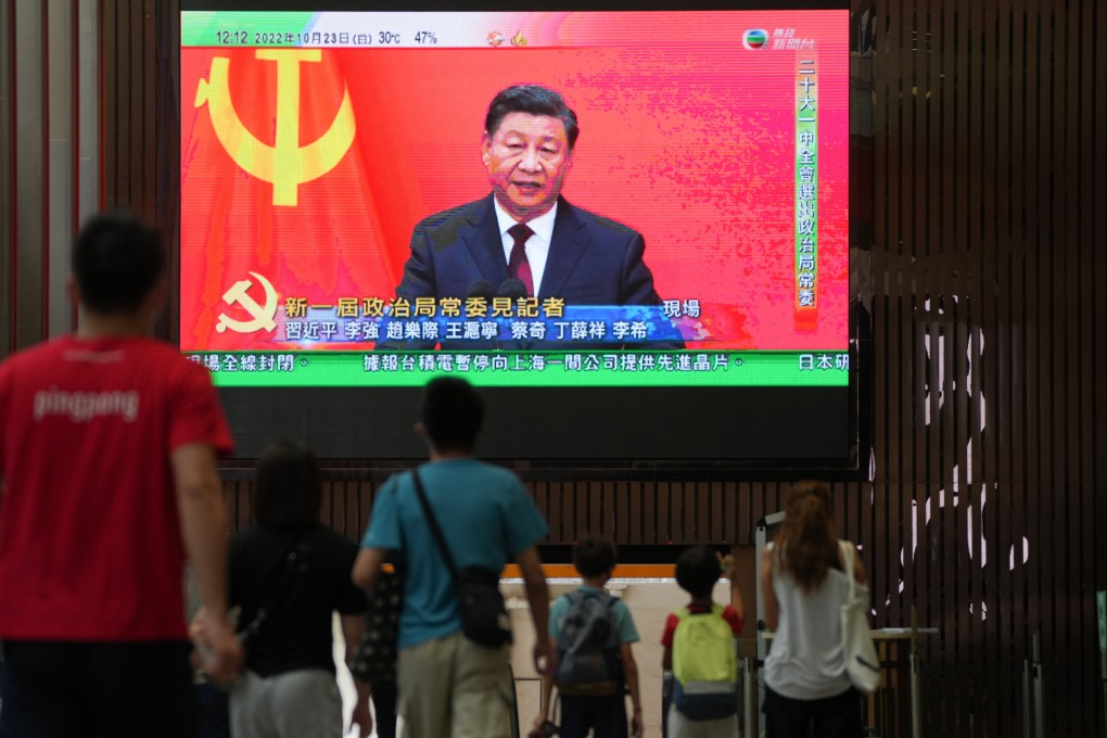 A large TV screen in Hong Kong shows the live broadcast of President Xi Jinping’s press conference after the close of the party’s 20th national congress in Beijing. Photo: SCMP / Sam Tsang