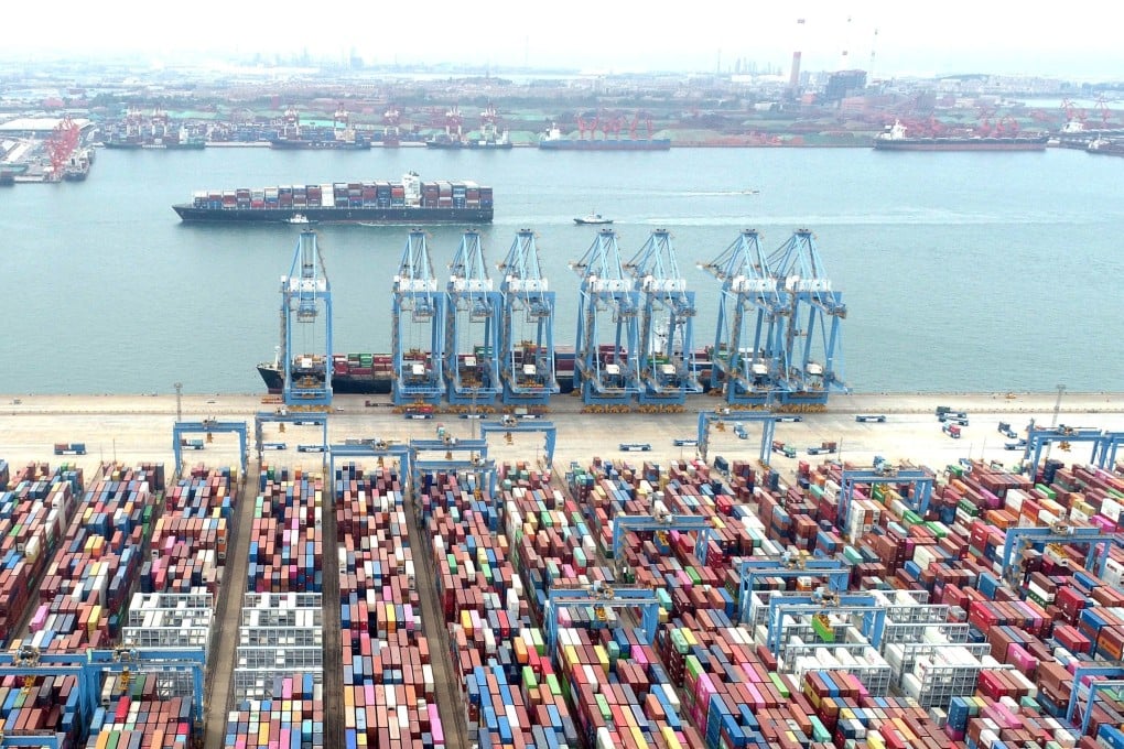 China’s exports grew by 5.7 per cent in September compared with a year earlier, while imports grew by 0.3 per cent last month, data released on Monday showed. Photo: Reuters