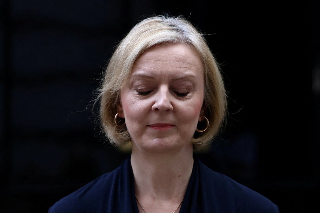 British Prime Minister Liz Truss announces her resignation outside Number 10 Downing Street in London, Britain, on October 20, 2022. Photo: Reuters