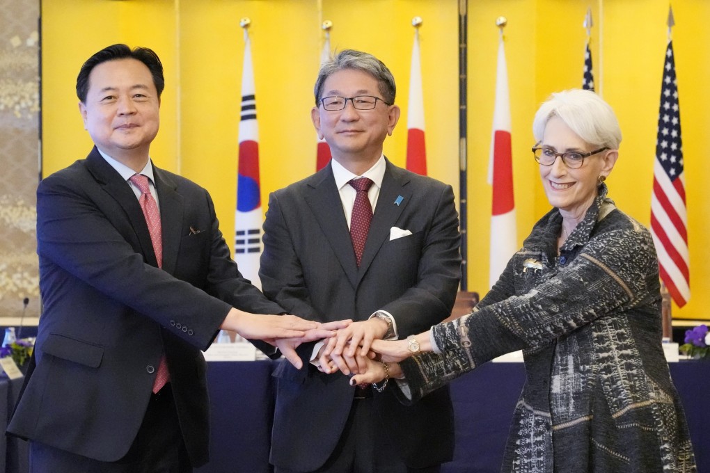 South Korea’s First Vice-Minister of Foreign Affairs Cho Hyun-dong, left, Japanese Vice Minister for Foreign Affairs Takeo Mori and US Deputy Secretary of State Wendy Sherman prior to their trilateral meeting in Tokyo. Photo: EPA-EFE