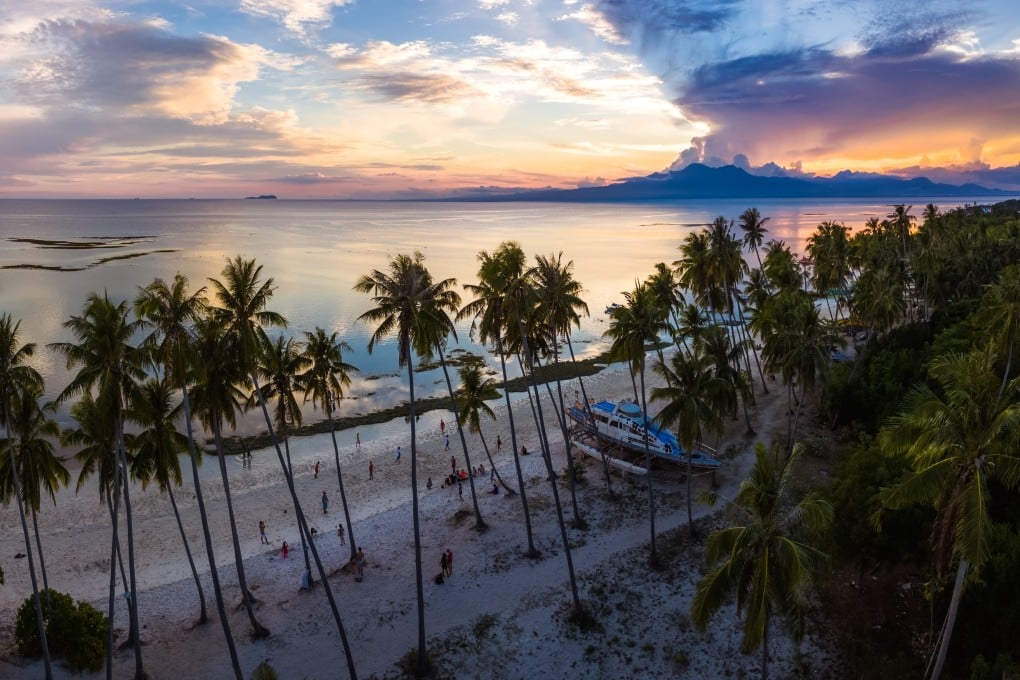 The Philippines comprises more than 7,600 islands, many of them isolated and with mountainous terrain, making broadband coverage difficult for companies. Photo: Getty