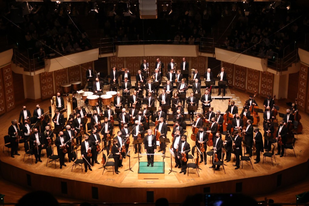 The Vienna Philharmonic Orchestra receive the applause of the audience during the first of their two concerts in Hong Kong in the Hong Kong Cultural Centre Concert Hall on October 24, 2022. Photo: Leisure and Cultural Services Department