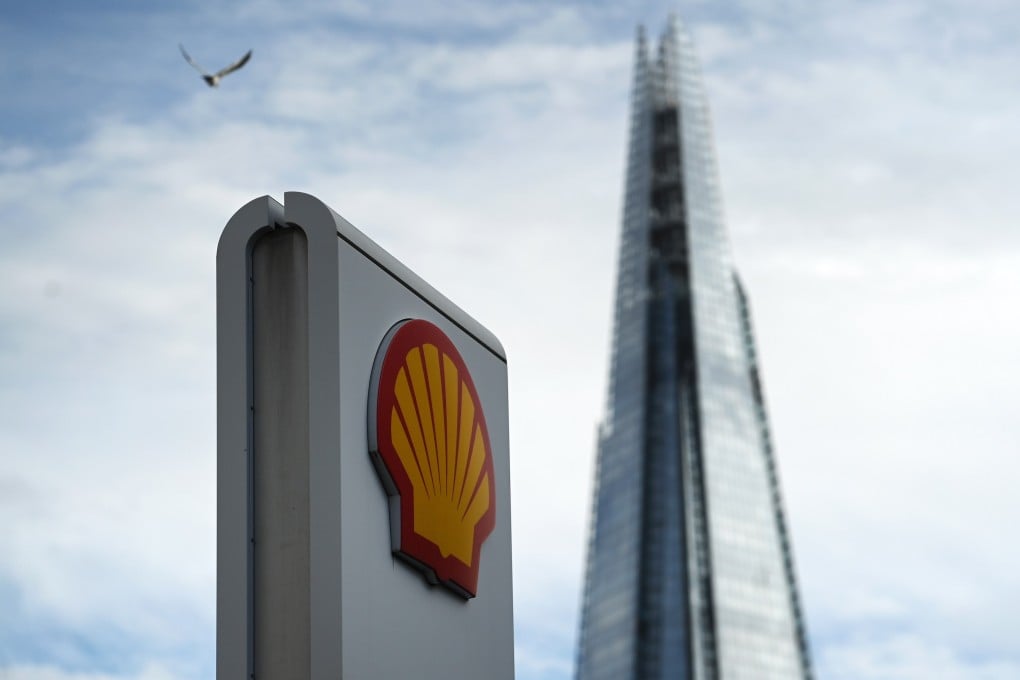 A Shell sign is seen at a petrol station in London on October 27. Calls for windfall taxes continue to grow as oil companies profit from high energy prices due to the war in Ukraine. Photo: EPA-EFE