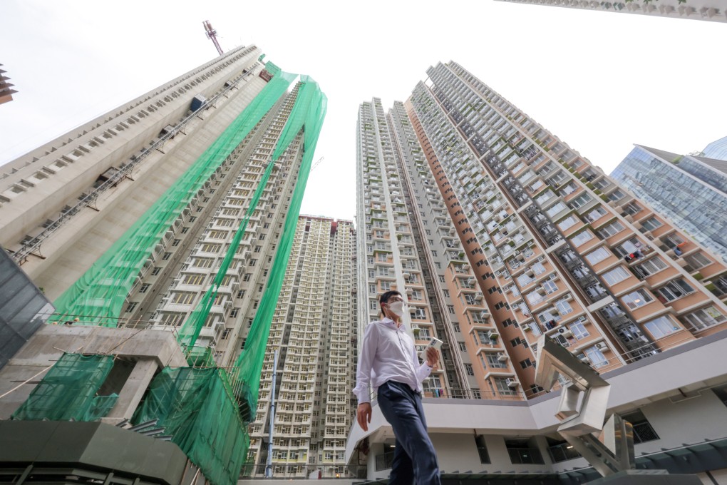 The Hong Kong government still aims to bring the wait for public flats down to three years, says the city’s housing secretary. Photo: Jelly Tse