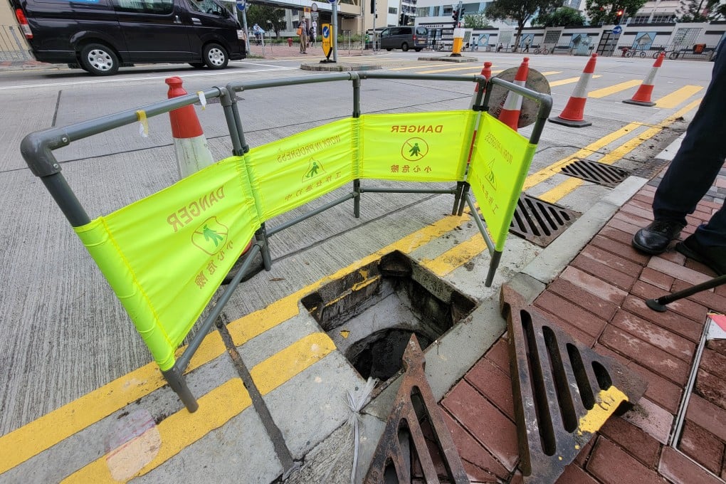 A 63-year-old man died when he fell into a manhole while attempting to retrieve his wallet in Cheung Sha Wan. Photo: Handout