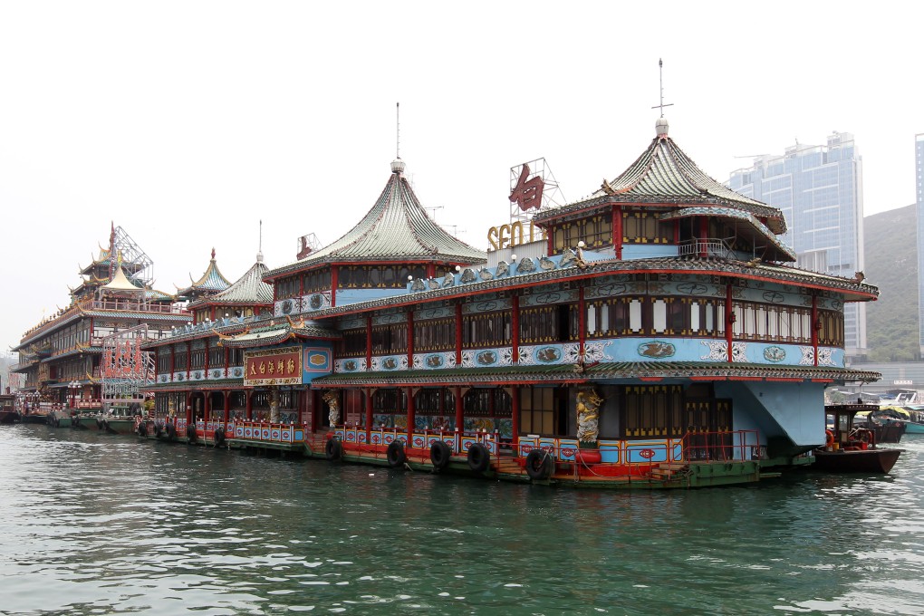The Jumbo Floating Restaurant and the Tai Pak Floating Restaurant in Aberdeen. Photo: Edward Wong