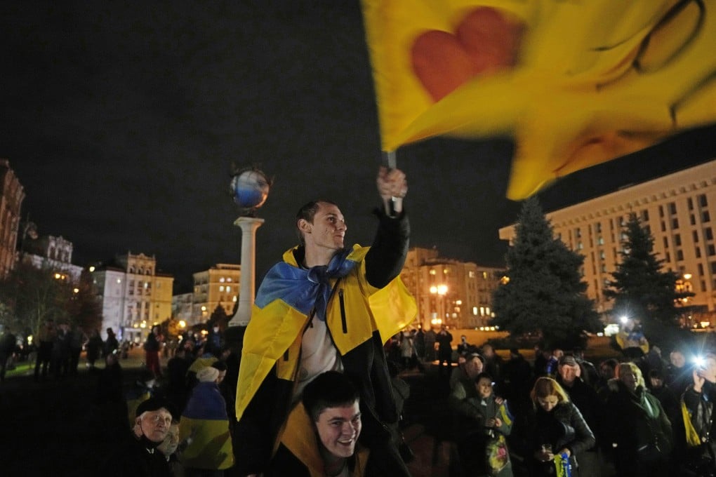 Residents of Kherson, the only regional capital captured by Russia’s military during the ongoing invasion, awoke from a night of jubilant celebrating that broke out in the city and surrounding areas after the Kremlin announced its troops had withdrawn to the other side of the Dnipro river. Photo: Kyodo