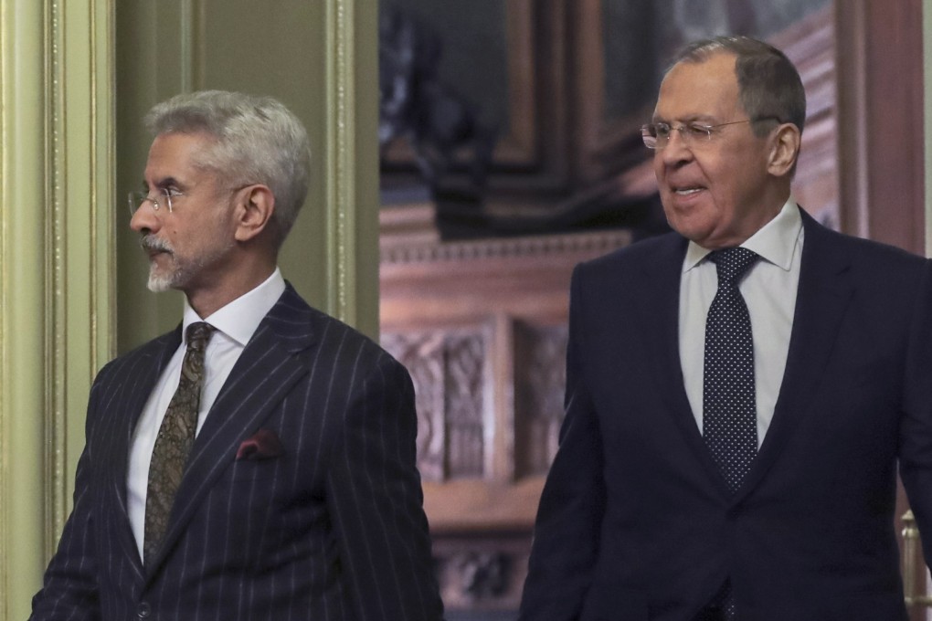 Russian Foreign Minister Sergei Lavrov (R) and Indian External Affairs Minister S Jaishankar. Photo: EPA-EFE