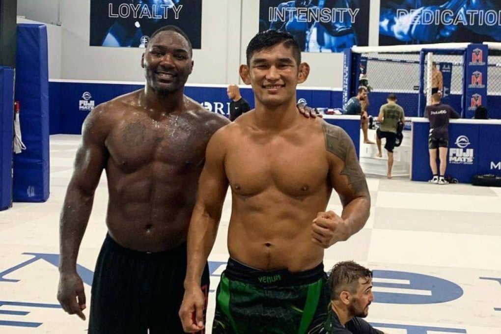 Aung La N Sang and Anthony ‘Rumble’ Johnson during a training session together. Instagram/@aunglansang