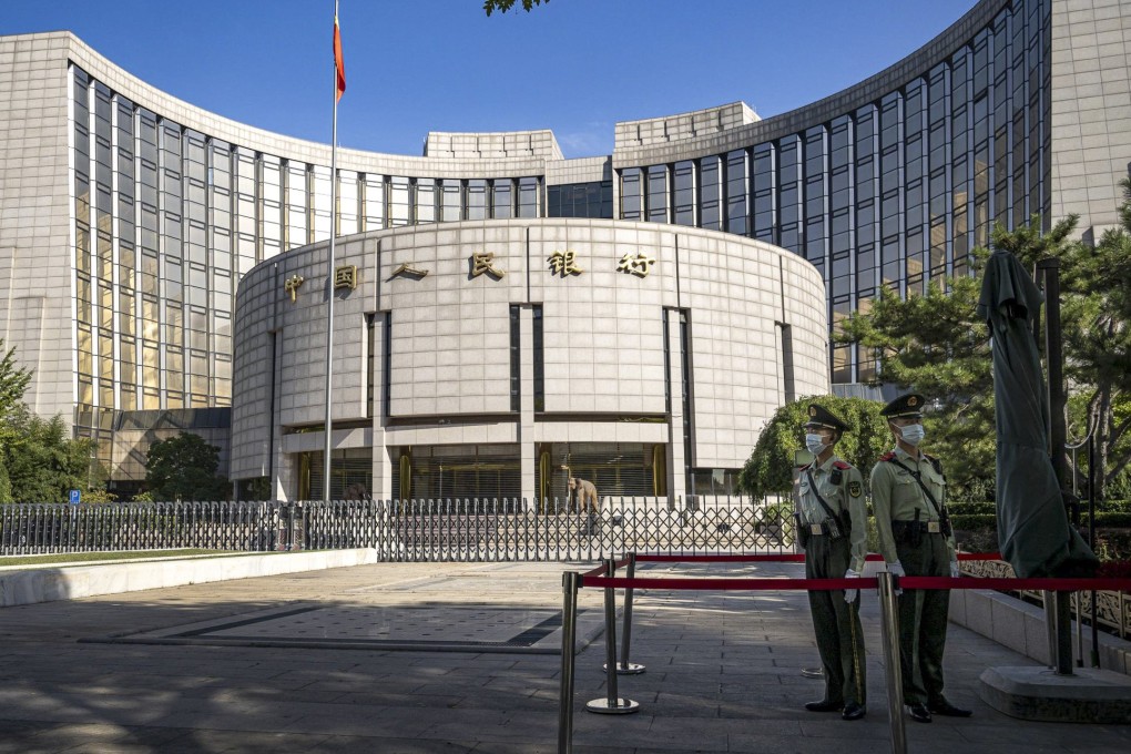 A member of the Monetary Policy Committee of the People’s Bank of China has flagged the urgent need to get China’s economy back on track. Photo: Bloomberg