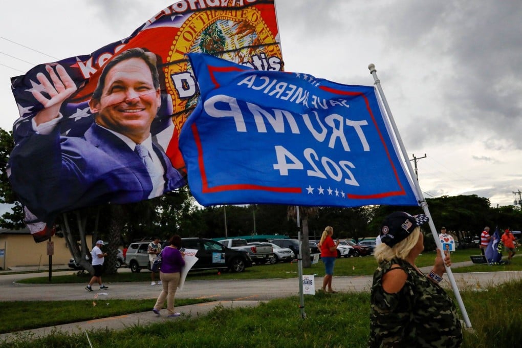 Flags in support of Florida Governor Ron DeSantis and former US president Donald Trump fly in Lake Worth, Florida, on October 18. DeSantis’ success in Florida and the losses by many Trump-endorsed candidates indicate a potential changing of the guard at the head of the Republican Party. Photo: Bloomberg