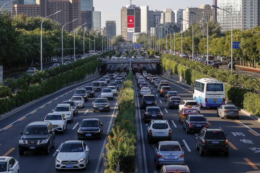 Accelerating the transition towards EVs can contribute greatly to China’s climate targets to achieve net-zero emissions by 2060, Greenpeace says. Photo: EPA-EFE