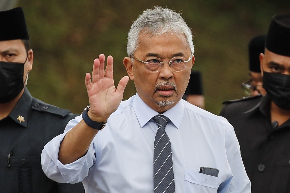 Key players from all sides have said they will leave it to the Malaysian king to decide who is most likely to command the confidence of parliament as PM. Photo: EPA-EFE
