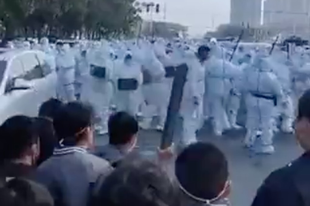 Violent clashes between workers at the Foxconn Zhengzhou plant and security staff. Photo: Weibo