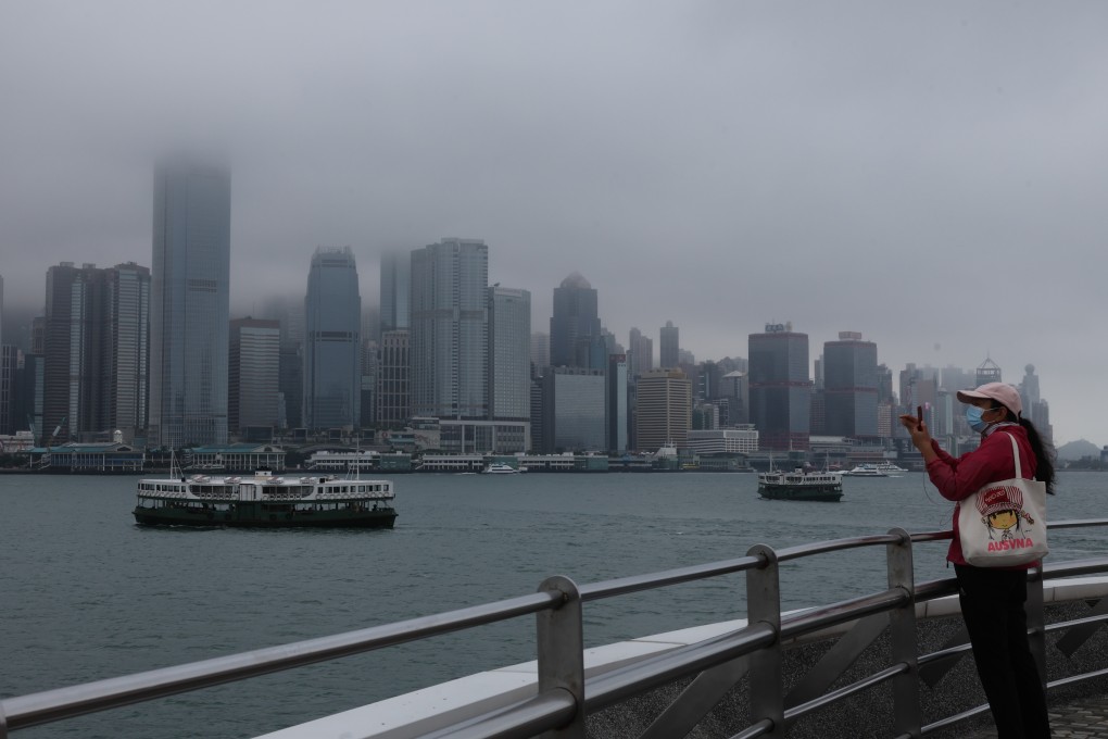 Warm weather will remain until Tuesday, before mercury dips to as low as 15 degrees from Wednesday, according to the Observatory. Photo: Edmond So