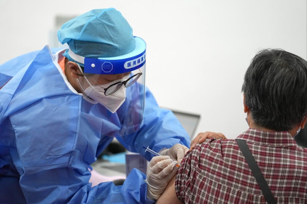 Chinese health officials are trying to boost the vaccination rate among the country’s elderly population. Photo: Xinhua
