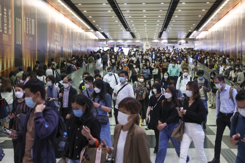 Hong Kong’s government says its confident it can attract at least 35,000 talented professionals every year for the next three years. Photo: Yik Yeung-man