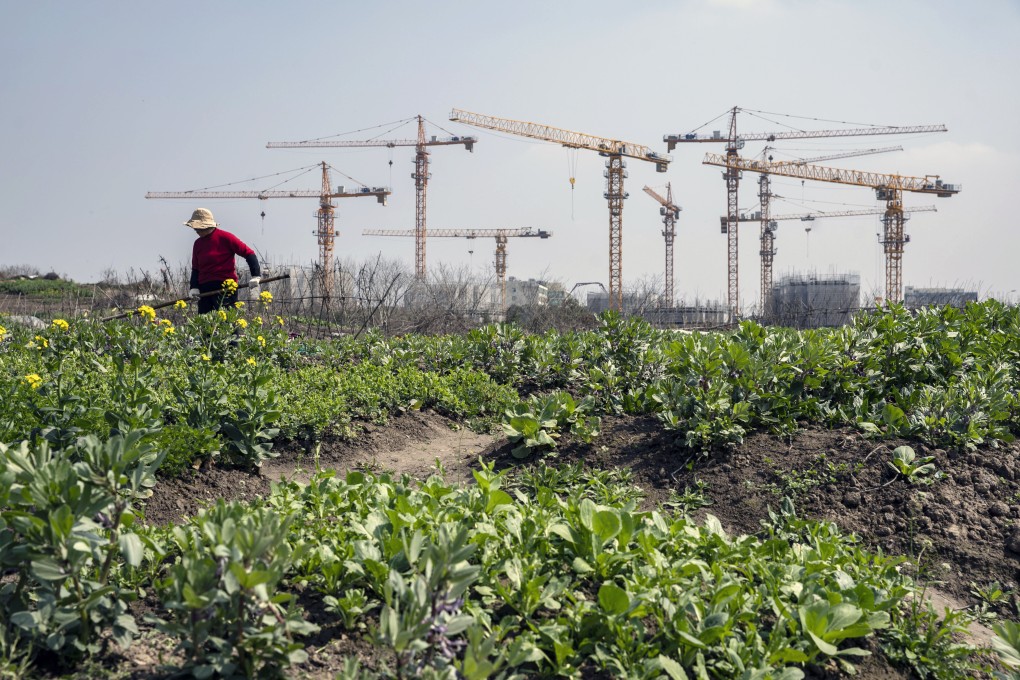 China has 300 million rural migrant workers, who were particularly vulnerable to pandemic disruptions. Photo: Bloomberg