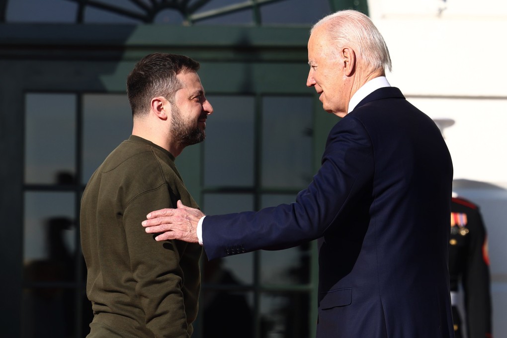 US President Joe Biden (right) welcomes Ukrainian President Volodymyr Zelensky to the South Lawn of the White House in Washington on December 21. Photo: EPA-EFE