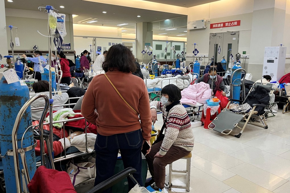 A crowded emergency department in Shanghia’s Zhongshan Hospital on Tuesday. Photo: Reuters