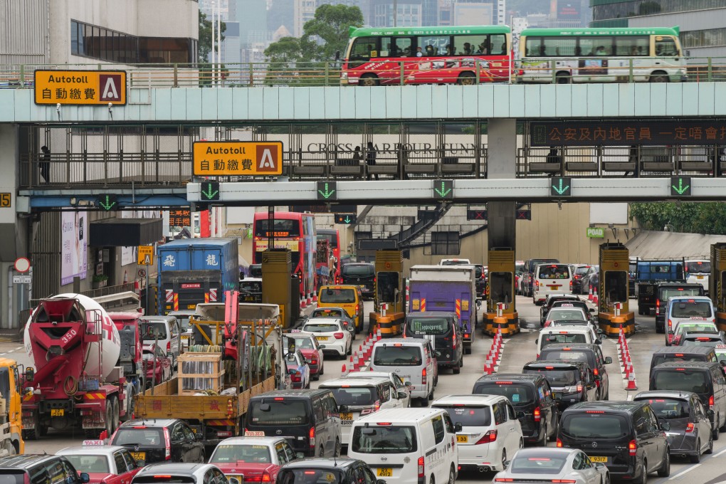 Traffic congestion at the entrance of the Cross-Harbour Tunnel in Hung Hom on November 30, 2022. Transport is the second largest polluter in the city. Photo: Sam Tsang