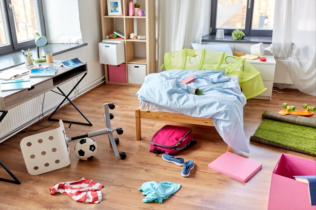 View of messy home with scattered stuff. Credit: Shutterstock