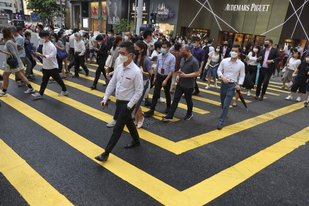 Hong Kong’s drive to attract global talent gathers momentum as new scheme receives 5,300 applications. Photo: Nora Tam