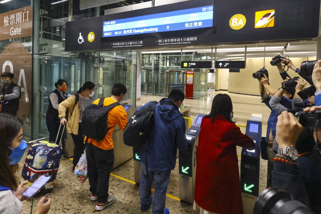 Hong Kong residents celebrated the return of the high-speed rail link with mainland China on Sunday. Photo: Dickson Lee