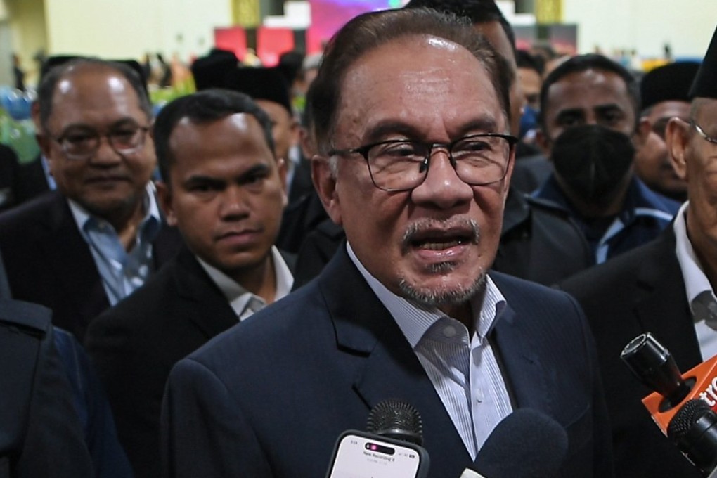 Malaysia seeks to expedite priority projects while plugging leakages in its review of the 2023 budget amid rising sovereign debt levels, according to Prime Minister Anwar Ibrahim. Photo: dpa