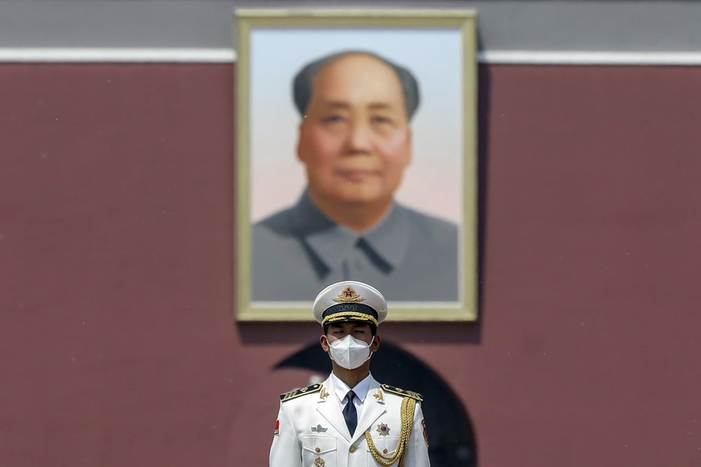 A political scientist says some of his students have developed better judgment about current affairs after talking to their parents and others about the Mao Zedong era. Photo: EPA-EFE