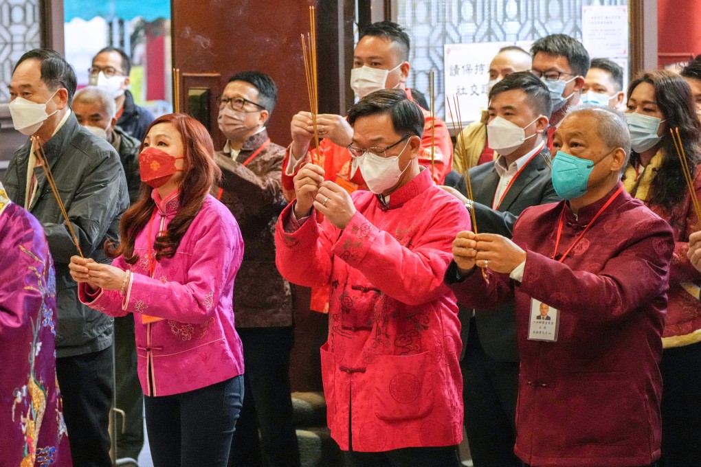 Lucky sticks are drawn at Che Kung Temple in Sha Tin on Monday. Photo: Elson Li