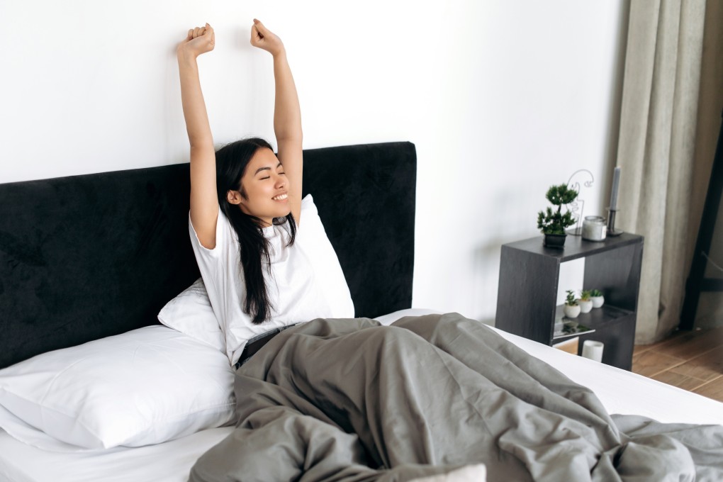 Tossing and turning, but need a good night’s sleep? Here are 5 expert tips for quality shuteye, so you wake up refreshed. Photo: Shutterstock