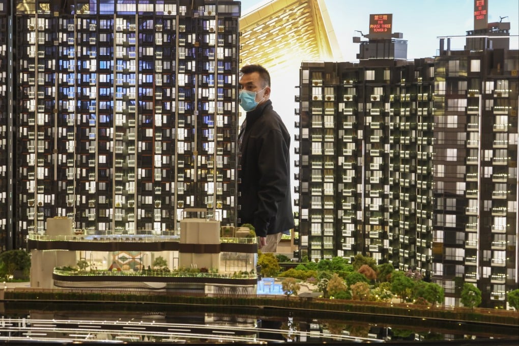 Potential buyers at the sales office of Henderson Land-developed One Innovale at Mira Place, Tsim Sha Tsui, on January 8, 2023. Photo: SCMP/ Edmond So