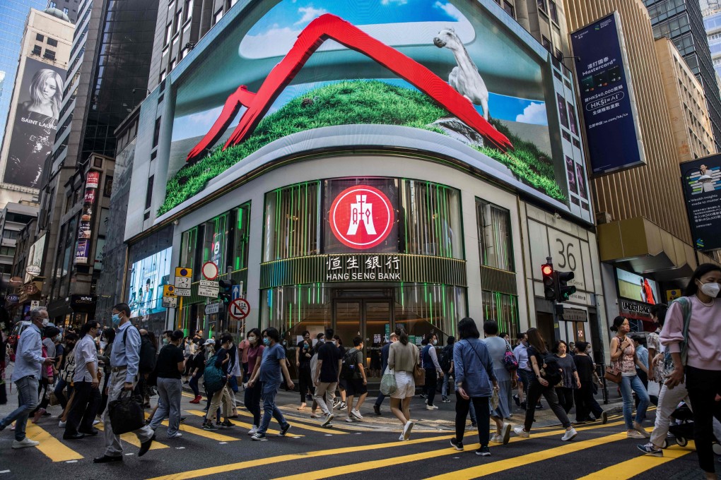 Pedestrians in Hong Kong on October 28, 2022. Photo: AFP