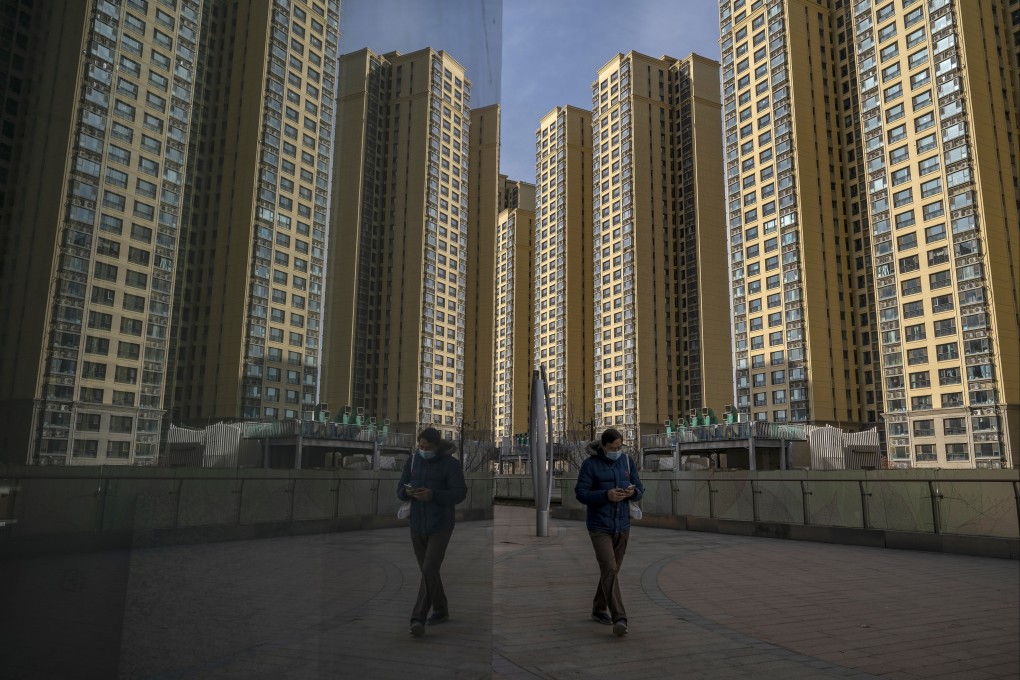 The research institute’s data shows that mortgage rates for first homes in 100 mainland Chinese cities have fallen from a peak of 5.74 per cent in September 2021. Photo: Bloomberg