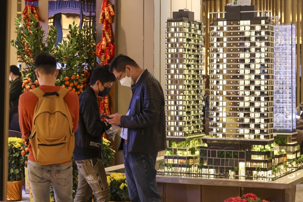 Potential buyers visited the sales office of Henderson Land-developed One Innovale at Mira Place in Tsim Sha Tsui on January 8, 2023. Photo: Edmond So